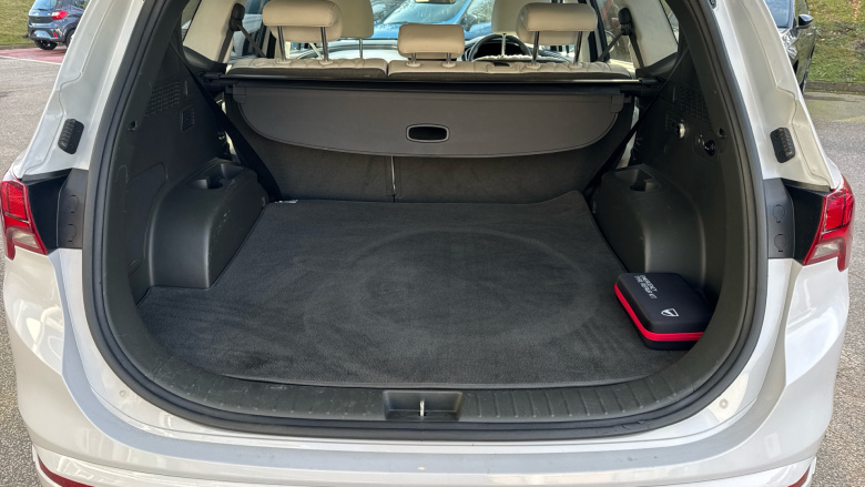 Hyundai SANTA FE 1.6 TGDi Hybrid Ultimate 5dr 4WD Auto Hybrid Estate